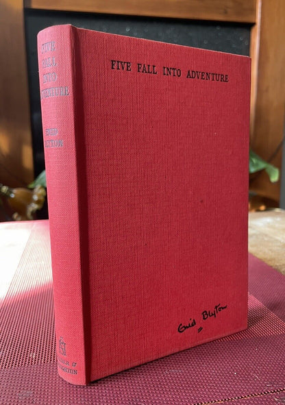 Enid Blyton : Five Fall Into Adventure : 1st Edition 1950 : VG in Dust Jacket