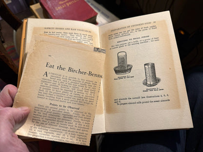 Fruit Dishes and Raw Vegetables : Science of Nutrition : Healthy Eating 1933