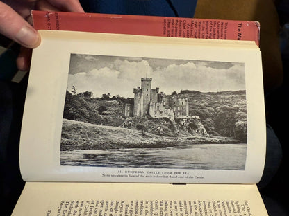1981 The Macleods : The History of a Clan : With an Epilogue by John Macleod