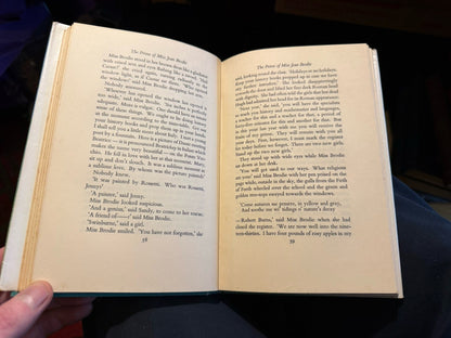 Muriel Spark : The Prime of Miss Jean Brodie : First Edition 1961