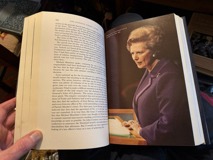 Margaret Thatcher (SIGNED) The Downing Street Years : 1st/1st 1993