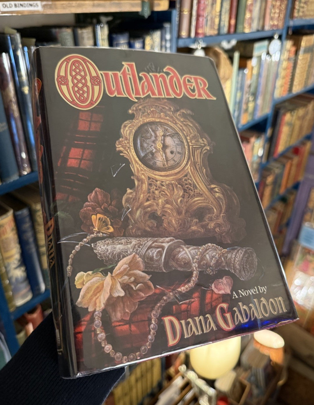 Outlander : Diana Gabaldon : 1st/1st Edition : Inscribed & Signed by the Author