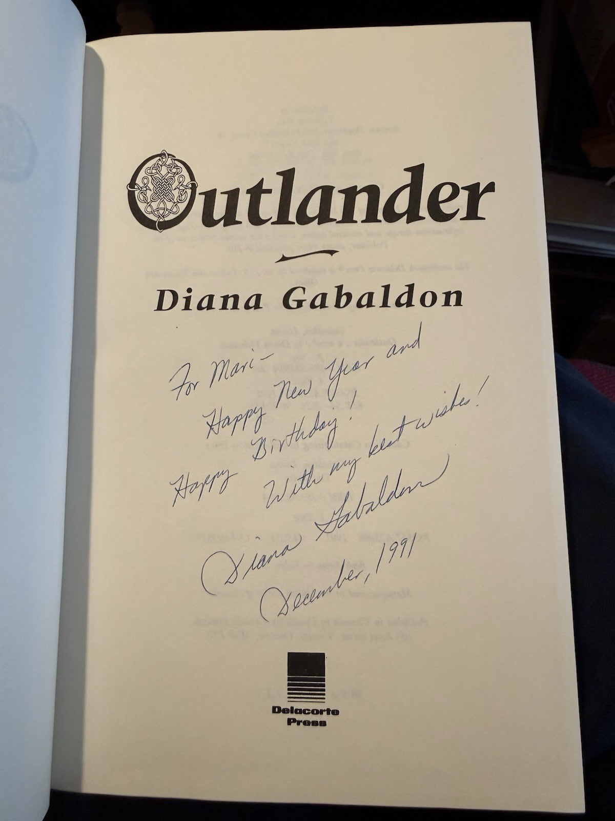 Outlander : Diana Gabaldon : 1st/1st Edition : Inscribed & Signed by the Author