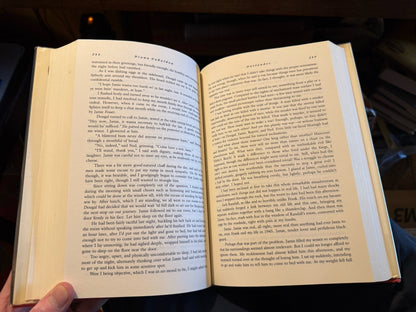 Outlander : Diana Gabaldon : 1st/1st Edition : Inscribed & Signed by the Author