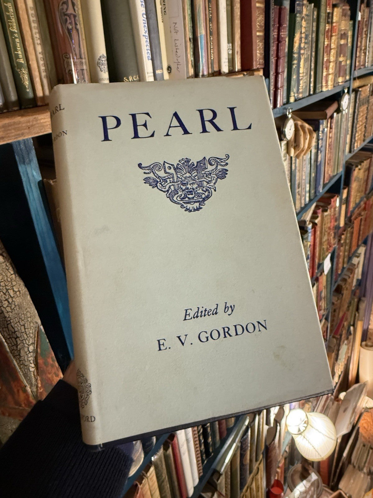 Pearl : Edited by E V Gordon ( with JRR Tolkien ) Middle English Peom