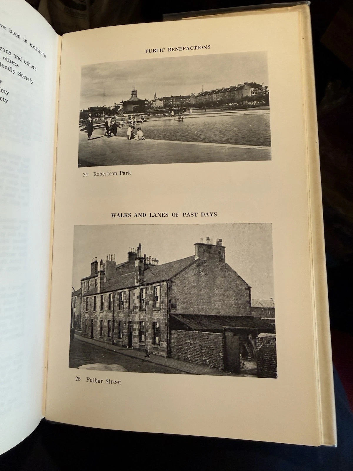 A History of Renfrew : J. A. Dunn : Battle of Largs : Renfre Castle