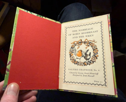 Marriage of the Robin and the Wren : Saltire Chapbook No 4 : Joan Hassall
