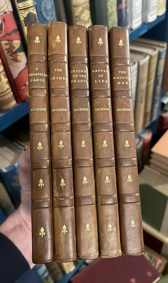 Charles Dickens : The Christmas Books (5 vols) A Chrismas Carol, The Chimes etc