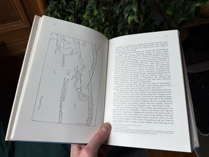 A History of the Old Icelandic Commonwealth : Islendinga Saga : Johannesson