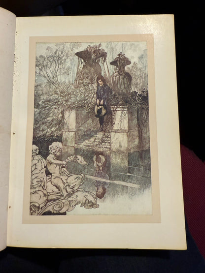 1911 The Secret Garden : Frances Hodgson Burnett : Charles Robinson 1st/1st