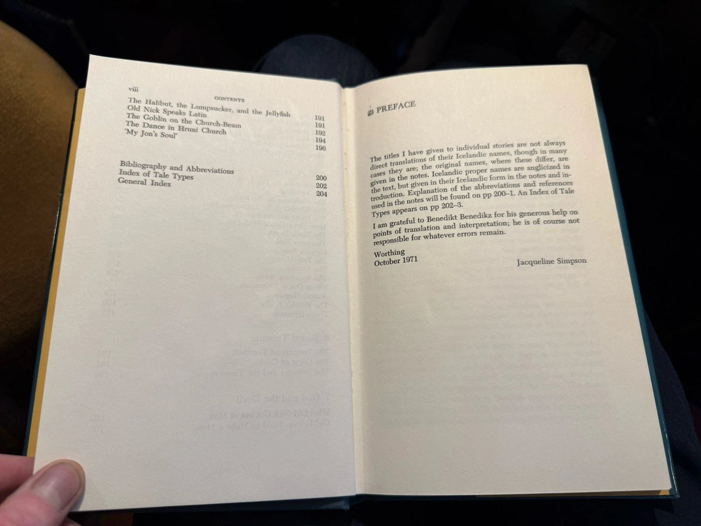 Icelandic Folktales and Legends : Jacqueline Simpson ; 1972 , 1st Edition in DJ