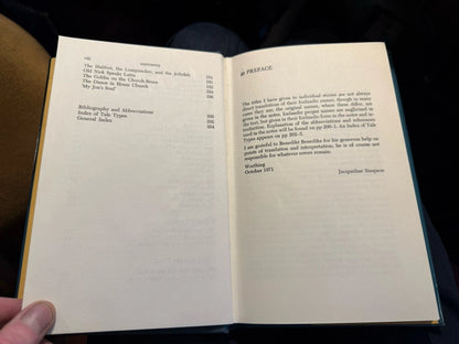 Icelandic Folktales and Legends : Jacqueline Simpson ; 1972 , 1st Edition in DJ