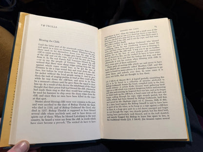 Icelandic Folktales and Legends : Jacqueline Simpson ; 1972 , 1st Edition in DJ