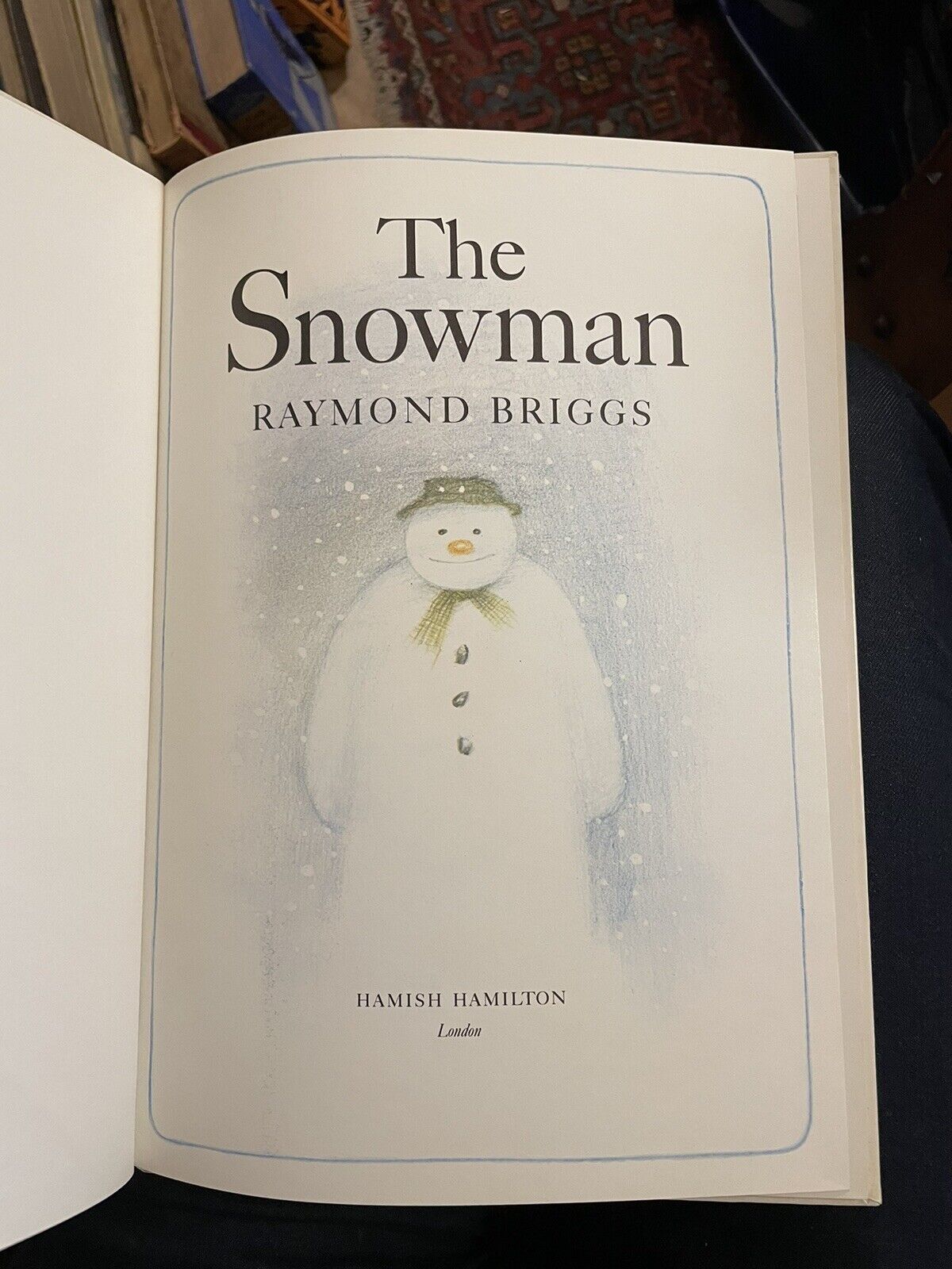 Raymond Briggs : The Snowman : 1st/1st Edition 1978 : Very Good Copy