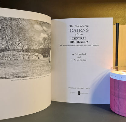 The Chambered Cairns of the Central Highlands, Henshall & Ritchie: 1st Edition