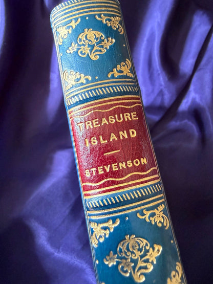 1899 Treasure Island : Robert Louis Stevenson : Fine Prize Binding : Illustrated