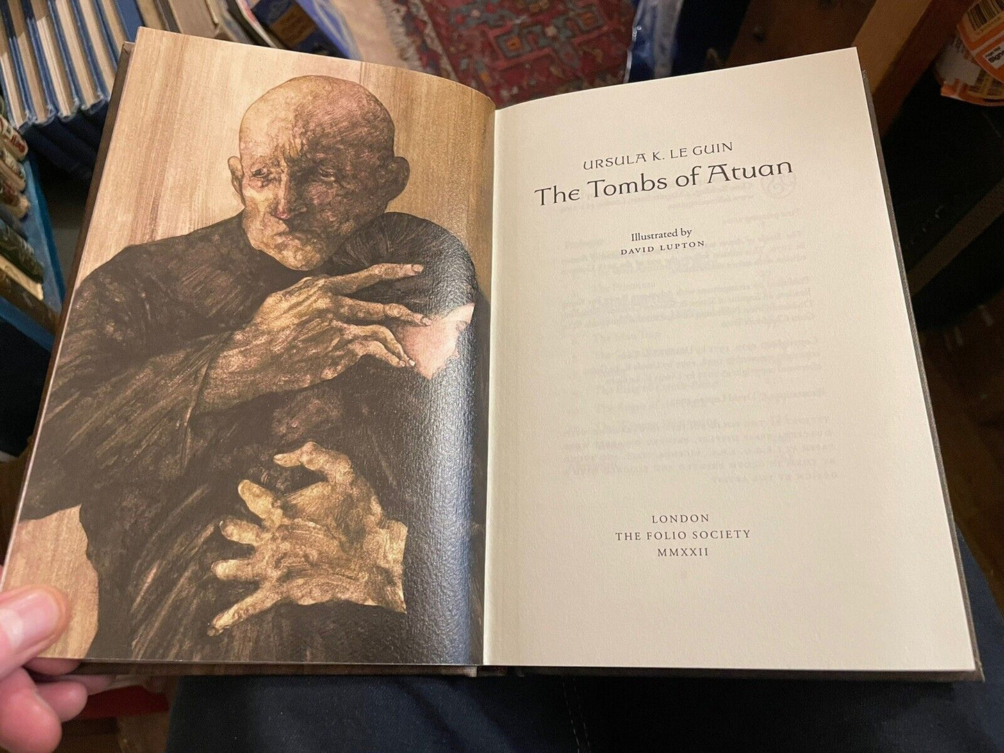 Ursula K. Le Guin : The Tombs of Atuan (Earthsea #2) : The Folio Society 2022