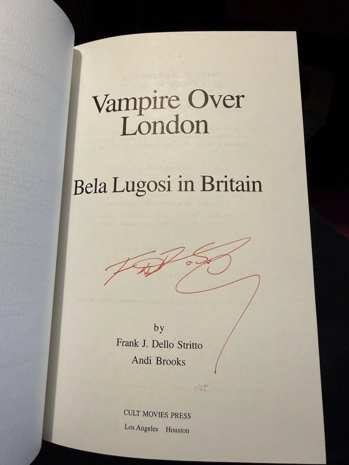 Vampire Over London (SIGNED COPY) Frank Dello Stritto & Andi Brooks BELA LUGOSI