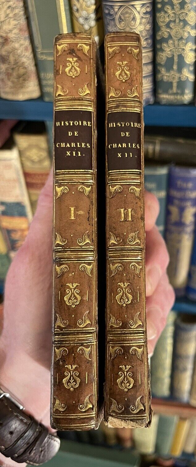 1824 Voltaire (2 Vols) Histoire de Charles XII : French Language : History