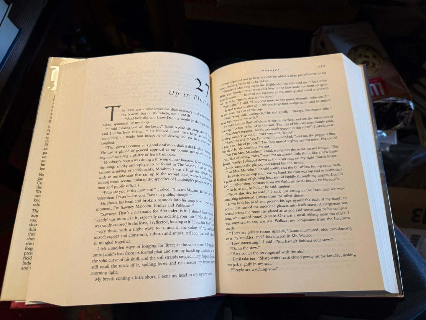 Voyager : Diana Gabaldon (SIGNED) 1st/1st Edition : Outlander Series