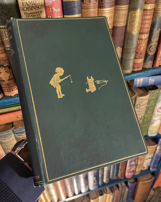 A A Milne : Winnie-The-Pooh : Illustrated Ernest Shepard : 1st Edition 1926