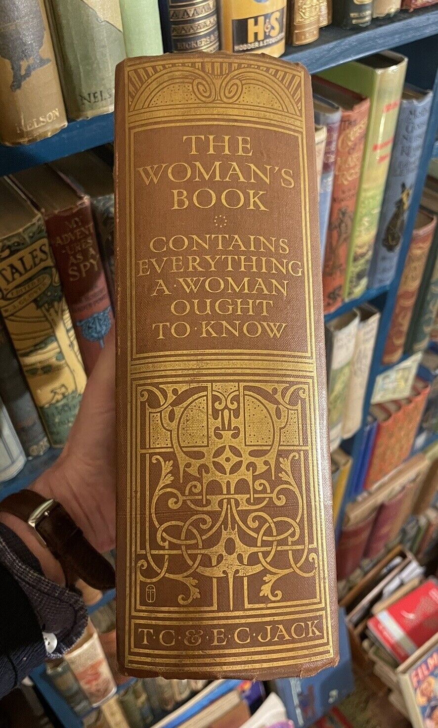 1911 The Woman's Book-Contains Everything A Woman Ought to Know