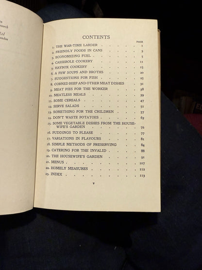 1939 War-Time Cookery : Mrs Arthur Webb : Recipes Cooking Food