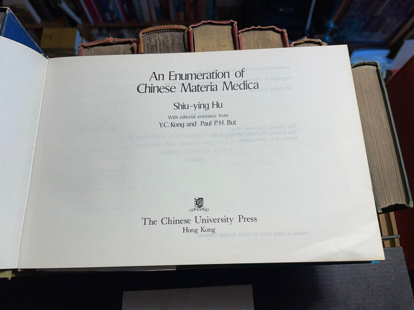 An Enumeration of Chinese Materia Medica : Shiu-Ying Hu : Plant Medicines 1980
