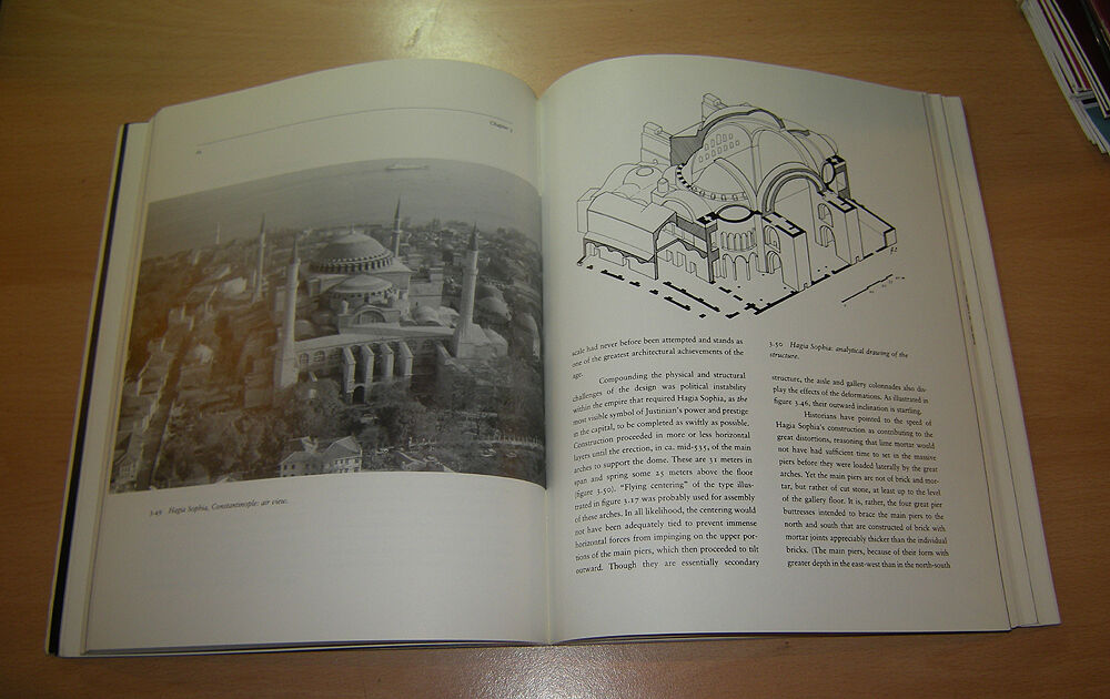 1993 Architectural Technology / Structure Large Scale Buildings / Construction