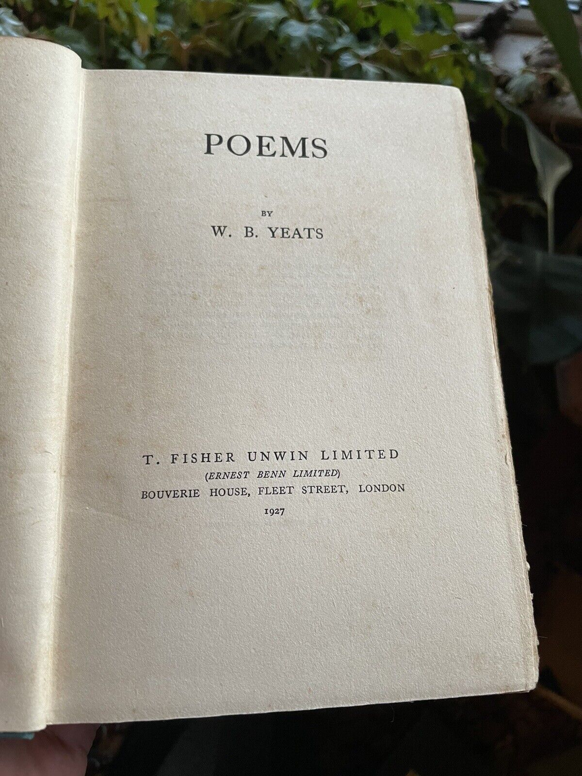 1927 Poems by W.B. Yeats : Lovely Art Nouveau Gilt Spine : Fisher Unwin Poetry