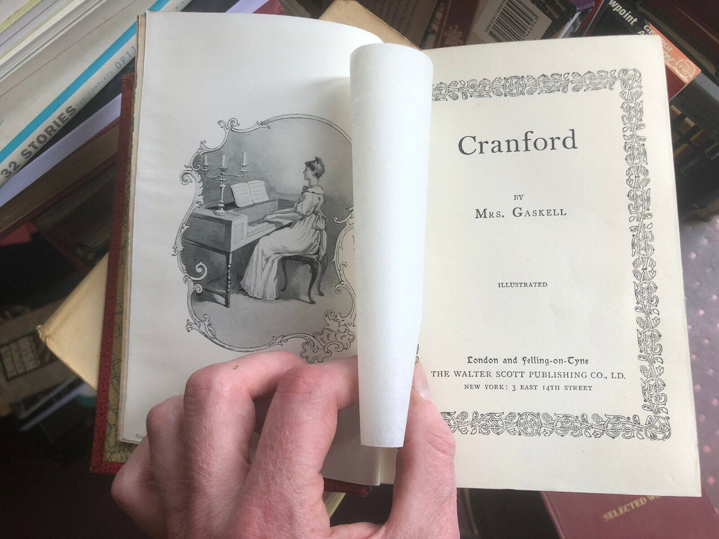 1909 Cranford : By Mrs Gaskell : Illustrated Full Leather Binding