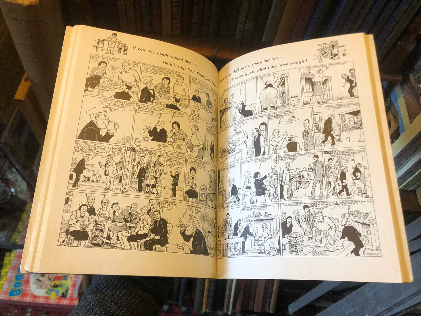 The Broons 1977: Scottish Comic Book Annual : Scotland : Dudley D Watkins