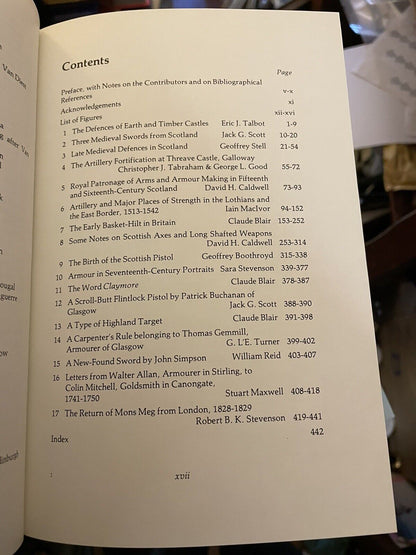 Scottish Weapons and Fortifications 1100-1800 : David H Caldwell : Weaponry