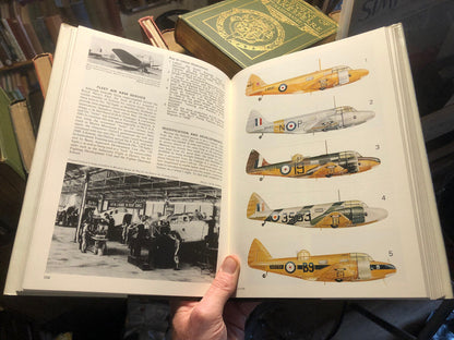 Aircraft in Profile (Volume 11) : Military Air Force : Charles W Cain 1971