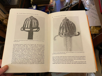 Scottish Weapons and Fortifications 1100-1800 : David H Caldwell : Weaponry