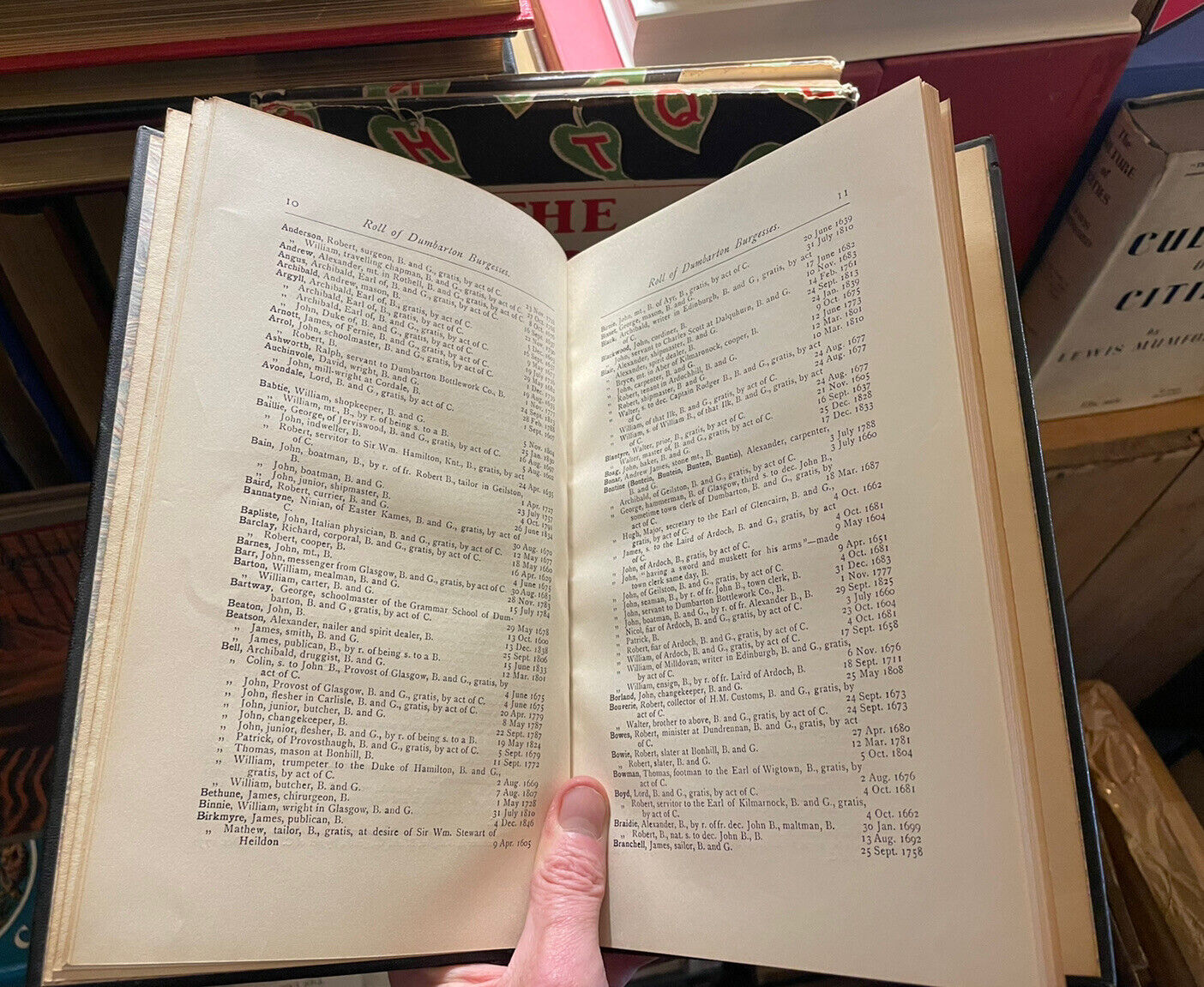 Roll of Dumbarton Burgesses &amp; Guild-Brethren : Roberts : Scottish Record Society