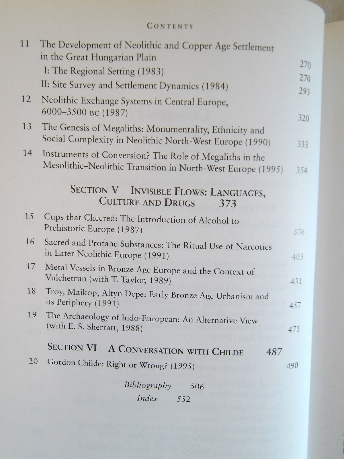 Economy and Society in Prehistoric Europe - Andrew Sherratt - Economics 1997